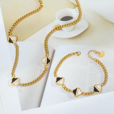 Set Collana Bracciale Quadrifoglio Conchiglia Bianco e Nero Diamante per Donna
