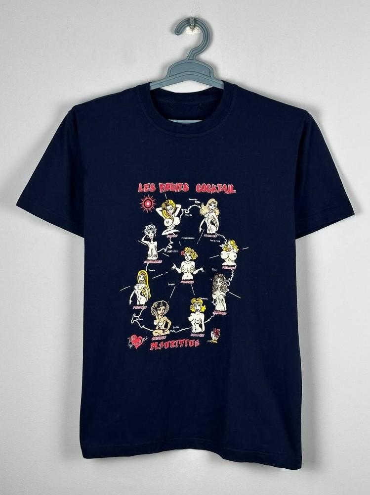 Vintage Naked Girls y2k tits porn graphic tee 90’s Size M Unisex T-Shirt