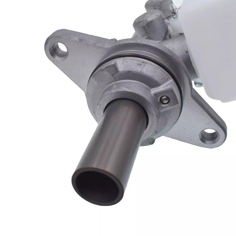 47201-0K410 47201-0K590 47201-0K450 472010K590 472010K450 472010K410 Suitable for Toyota Hilux Brake Master Cylinder