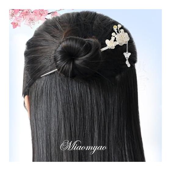 [Miaomyao] Antique Japanese Hairpin (Kanzashi) with Silver Plum Blossom and Butterfly Charm - Elegant Hair Accessory for Kimono, Updos, and Ponytails