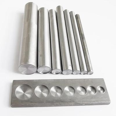 Dubbelzijdige Klinkhamer Gereedschap: Multifunctionele Basis voor Doe-het-zelf Ponsen en Installatie