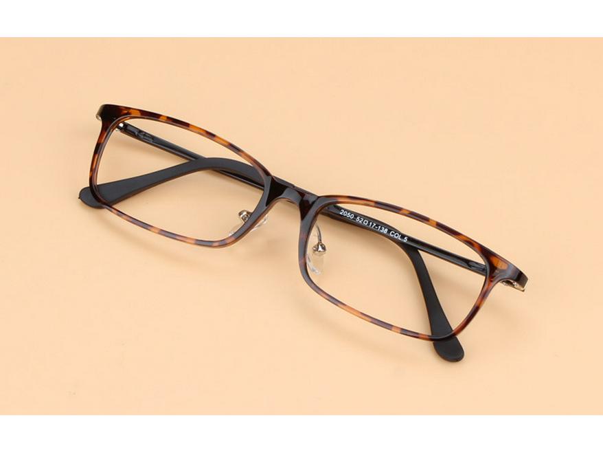 Ultralight 2050 Tungsten Carbon Steel Eyeglass Frame for Myopic Lenses - Unisex Square Design