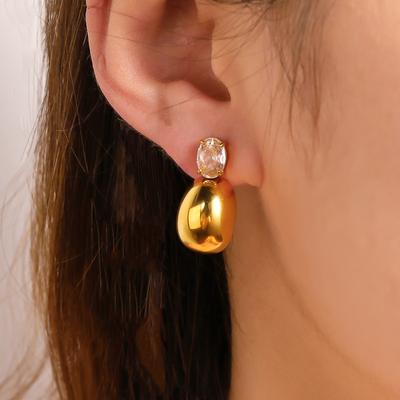 Orecchini tridimensionali lisci a goccia in acciaio inossidabile, orecchini lunghi a perno in titanio e acciaio da pendolare francese con zirconi incastonati per donna