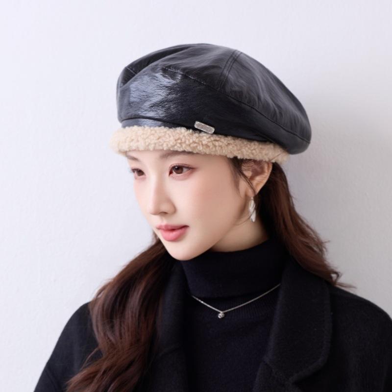Winter neue Leder Baskenmütze Damen Lammleder grobe Kante High-End Temperament vielseitig Gesicht kleines Malerhut