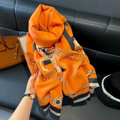 Damen Jacquard-Schal aus Imitatkashmir mit Fransen - Herbst-/Winterkollektion 2024