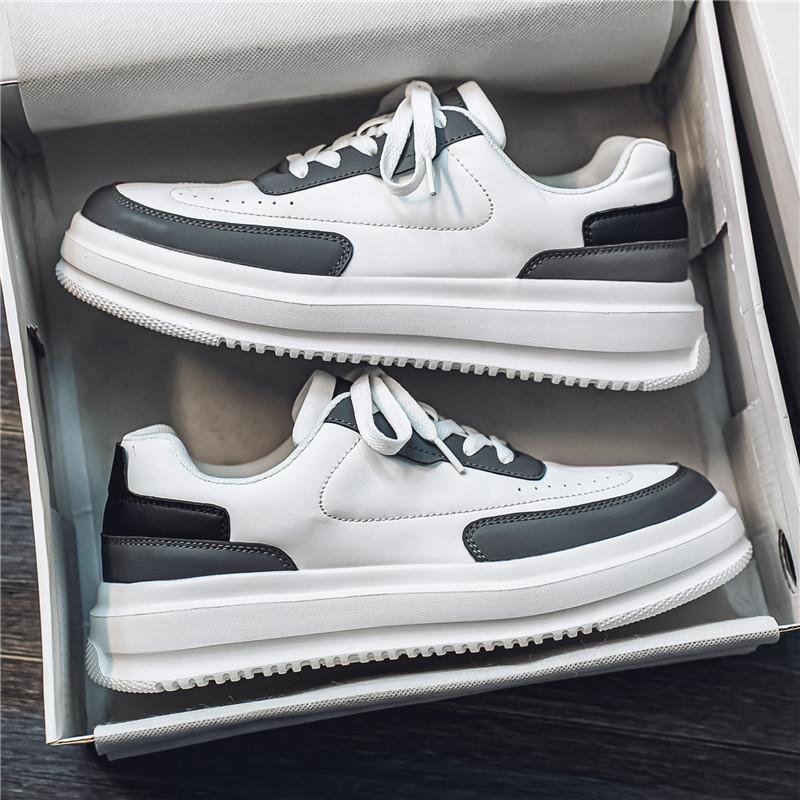 

Autumn tide brand men s shoes 2025 new lightweight sports little white casual shoes high sense versatile thick baseplate shoes 44