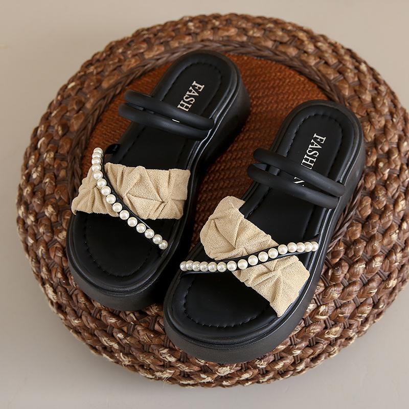 Cool Slippers for Women's Summer Wear 2025 New Fashion Pearl with Skirt Two Wear Sandals Non-slip Pregnant Women