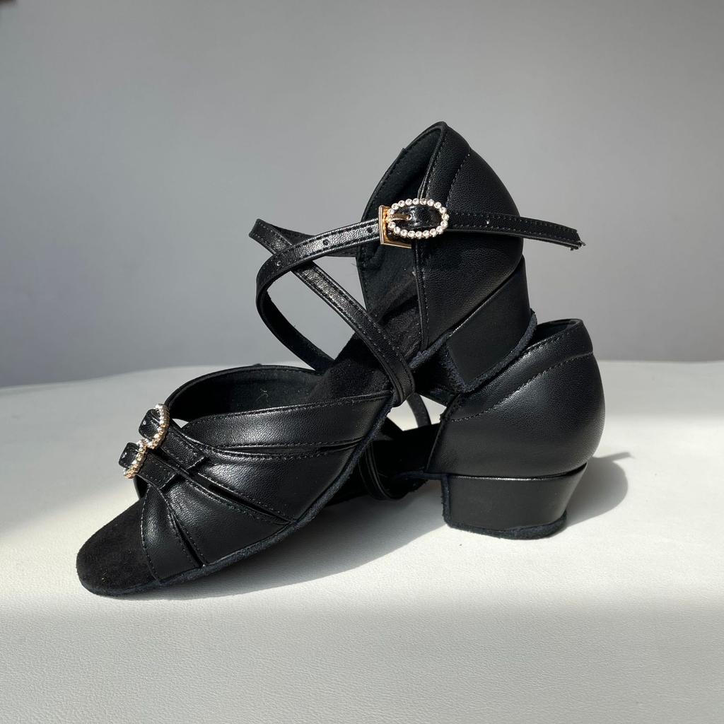 Flickors Dansskor Vita Barn Balsal Latindansskor Mjuka Kvinnor Damer Flickor Tango Dansskor Salsa Sandal Dropshipping