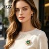 Scarf Brooch Flower Pin for Women, Rhinestones Inlaid Sweater Dress, Coat, Shawl Gift Mother, Wedding Wear-resistant