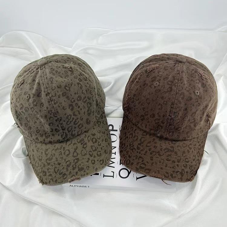 

Retro Leopard Print Hot Girl Baseball Cap Ripped Hole Washing Street Baseball Cap Big Head Circumference Korean Style Fashionable and Versatile Adjustable