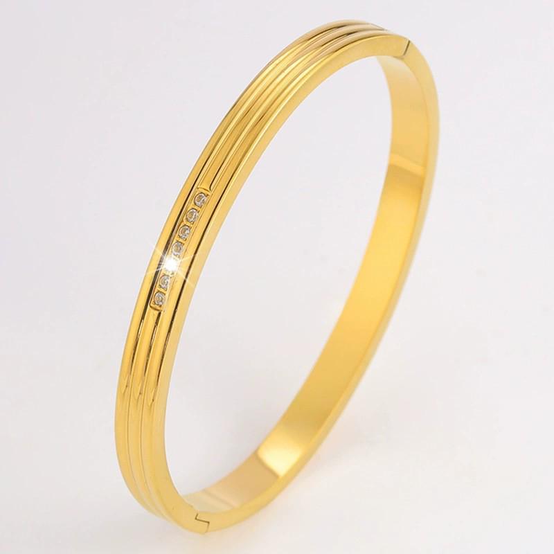 Starry Sky Full Diamond Titanium Steel Bracelet – Versatile, No-Fade Silver Women's Fashion Accessory