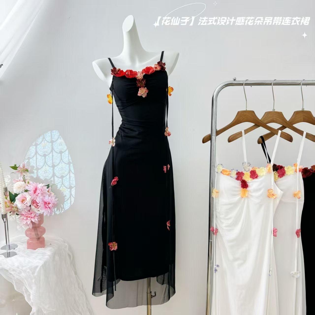 Seaside vacation suspender dress women s summer unique beautiful chic three-dimensional flower waist temperament French dress S