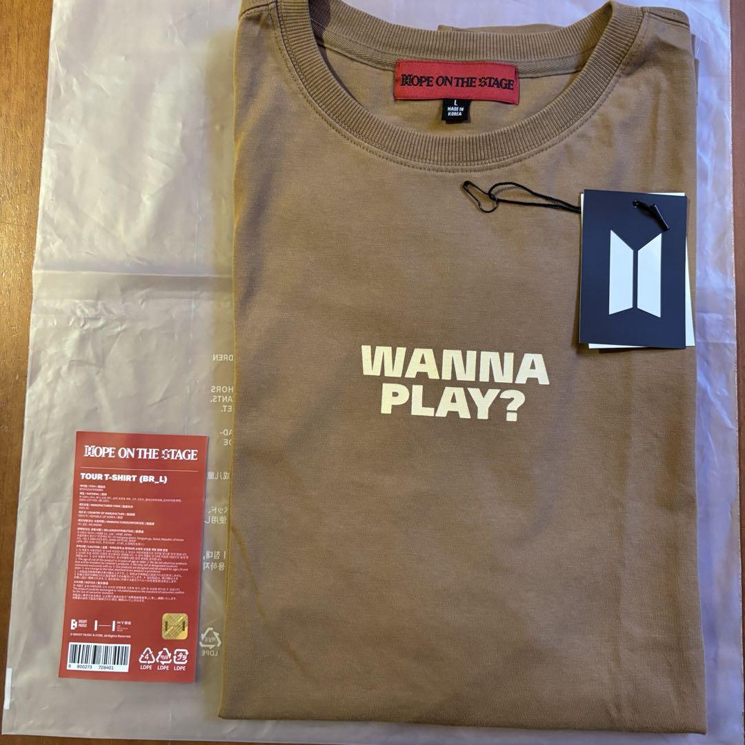 

[Б/У] [НАДЕЖДА НА СЦЕНЕ] Тур-футболка (коричневый)