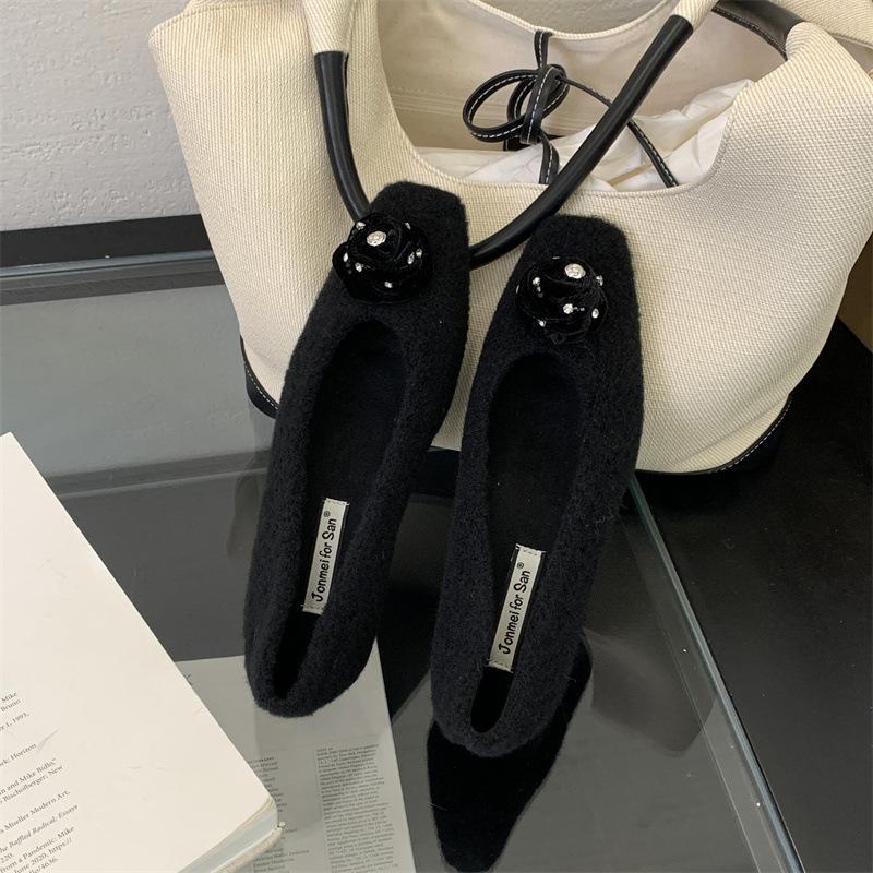 French Velvet Single Shoes Women's 2025 Autumn and Winter New French Fairy Fluffy Shoes Women Wear Flat Mary Jane Cotton Shoes