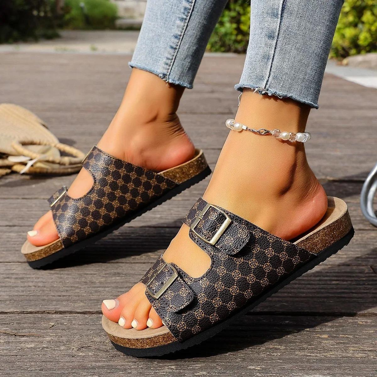 

Fashion Women s Fashion Slippers Waterproof Non-Slip Thick Sole Wear-Resistant Thick Sole Wear-Resistant Soft Sole Comfortable Sandals 35 коричневый