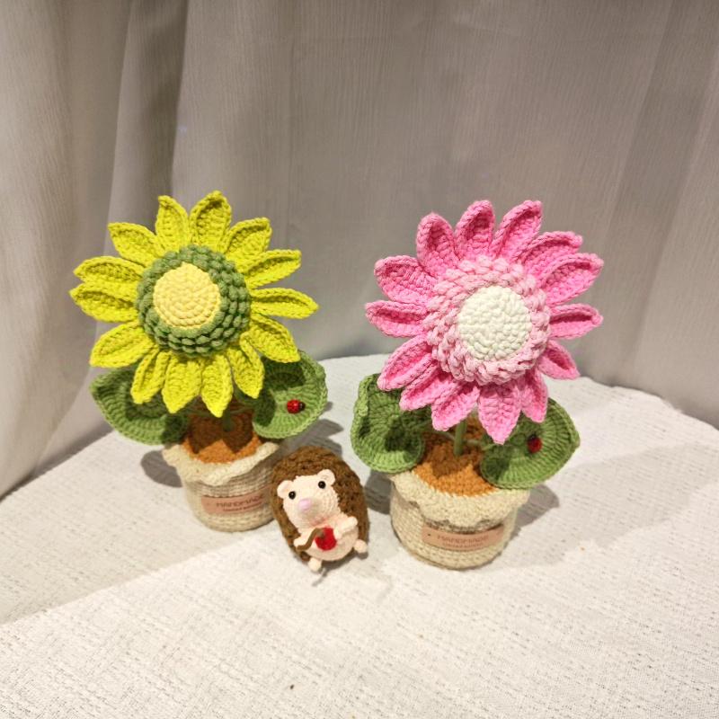 Handmade Crochet Knitted Sunflower Bouquet Creative Knitted Potted Plant Mini Cute Home Desktop Decorations Gifts for Lovers