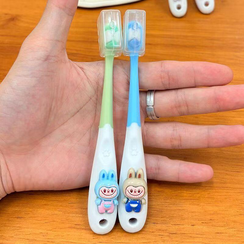 

Детские милые зубные щетки для детей от 6 до 12 лет с мягкой щетиной, защищающие десны и зубы Cute Labub boy two packs