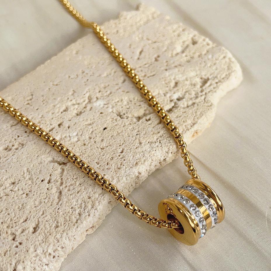 Leichter Luxus Temperament Zirkon Schmale Taille Halskette Titanstahl 18K Gold Vakuum Beschichtung Halskette Verblasst Nicht Weiblich