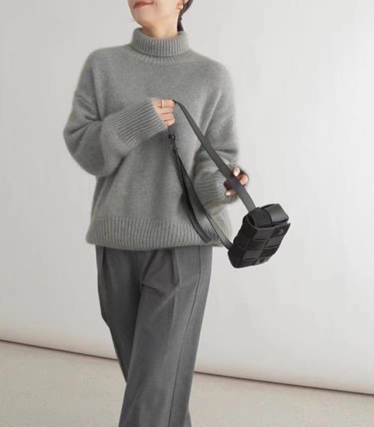 Women's European & American High Neck Wool Sweater - Autumn/Winter Soft Thick Loose Pullover Knitwear, Solid Color.