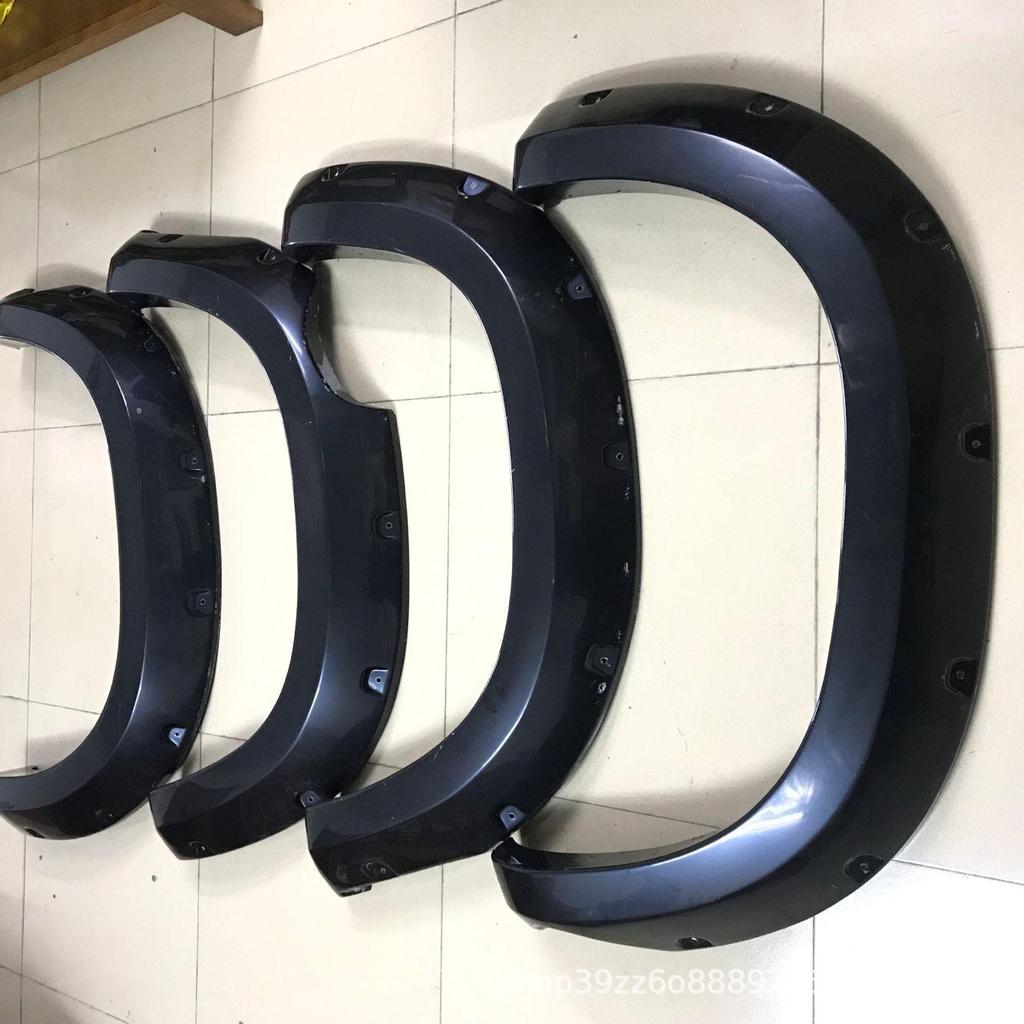 Mercedes-Benz X-Class 2018+ Wide Body Fender Flare Set with Screws and Rivets