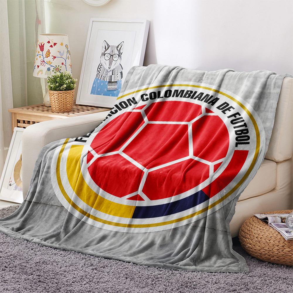 La Tricolor Flannel Blanket, High quality Comfortable for All Seasons, Home Decor, Warmth and Comfort