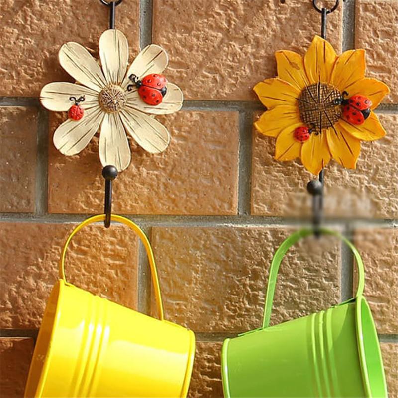 1Pcs Resin Flower Shape Hooks Wall Hangers Key Hat Towel Hooks For Home Kitchen Bathroom Cute Decoration Accessory Gadget