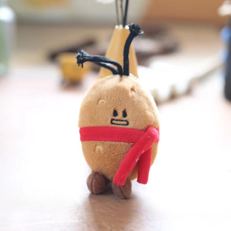 

Очаровательный плюшевый кулон-брелок в виде картошки