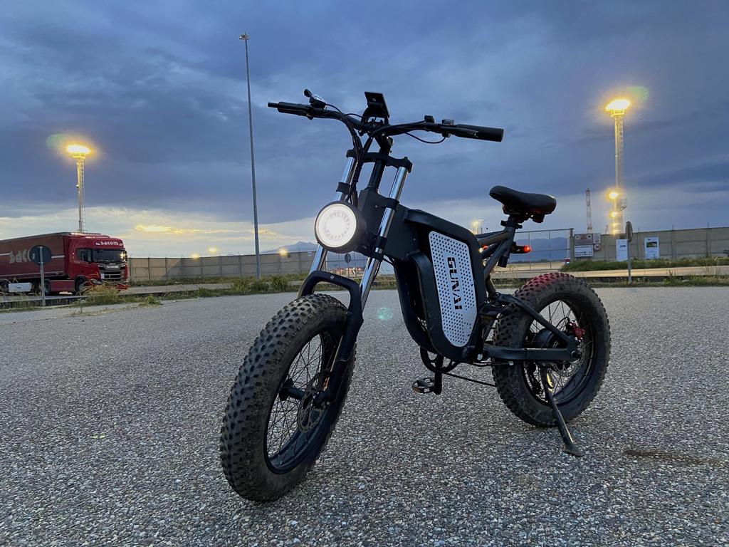 GUNAI MX25 Electric Bike 1000W Motor, 25AH Battery, 60KM Range, 50km/h Speed, 20*4.0 Inch Fat Tires, Hydraulic Oil Brake E-Bike