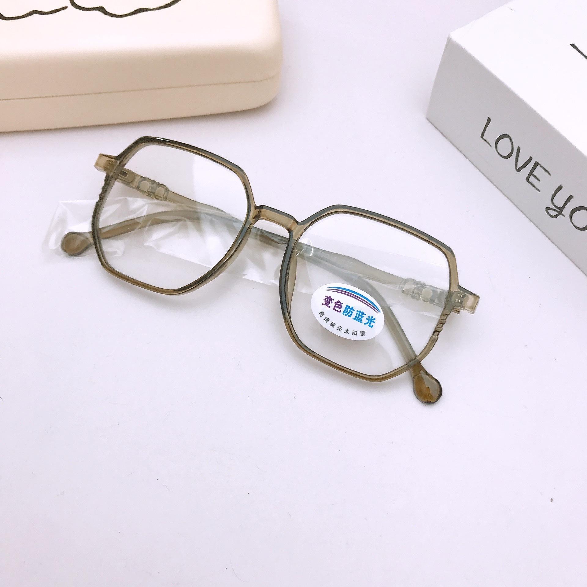 

Солнцезащитные очки серии Blush, женские солнцезащитные очки, модная фотография, ощущение высокого класса, такие же фотогеничны, как и мужские