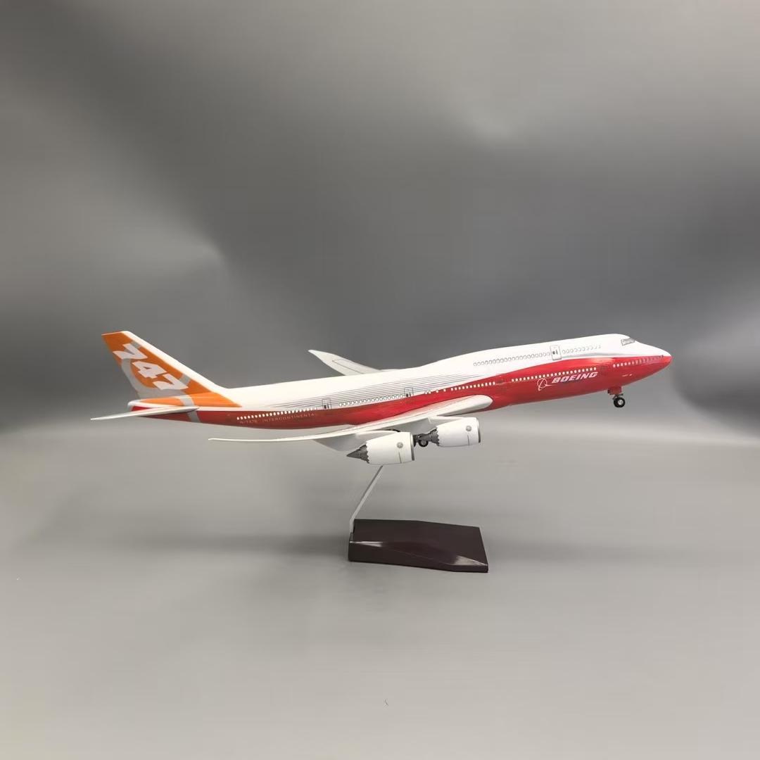 

47cm B747-8 Prototype Airlines Aircraft 1:160 Scale Plane With Light And Landing Gear Home Decoration Ornaments Enthusiasts Gift No light