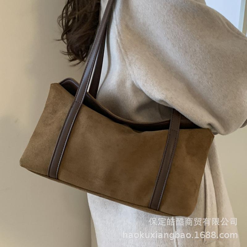Autumn and winter retro niche suede bag women's 2025 new commuter versatile shoulder underarm bag tote bag