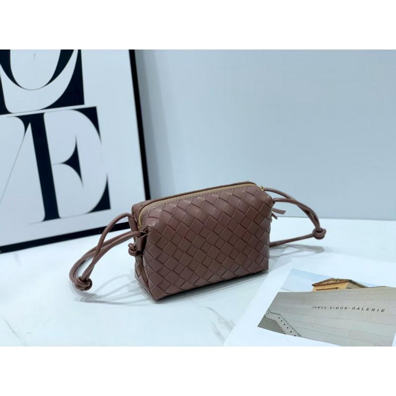 Borsa a Spalla Quadrata Mini Monocolore Tessuta a Mano da Donna Compatta a Tracolla Con Grande Capacità Morbida Pelle PU