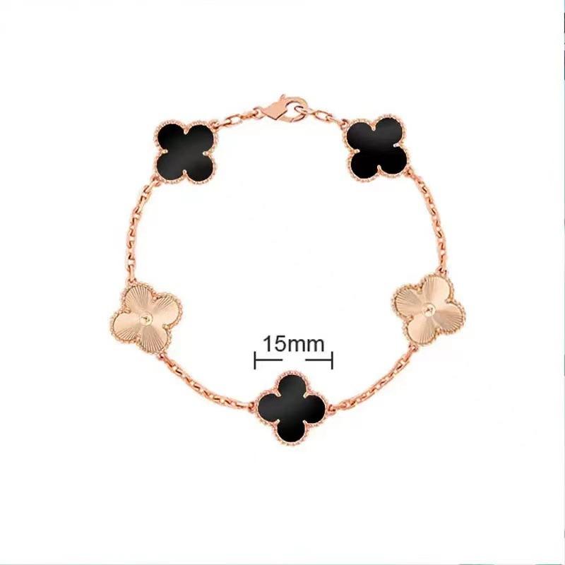 

Высококачественный браслет из 18-каратного розового золота с лазерной белой перламутровой вставкой, красным халцедоном 15 мм, четырехлистным клевером и пятью цветами для женщин
