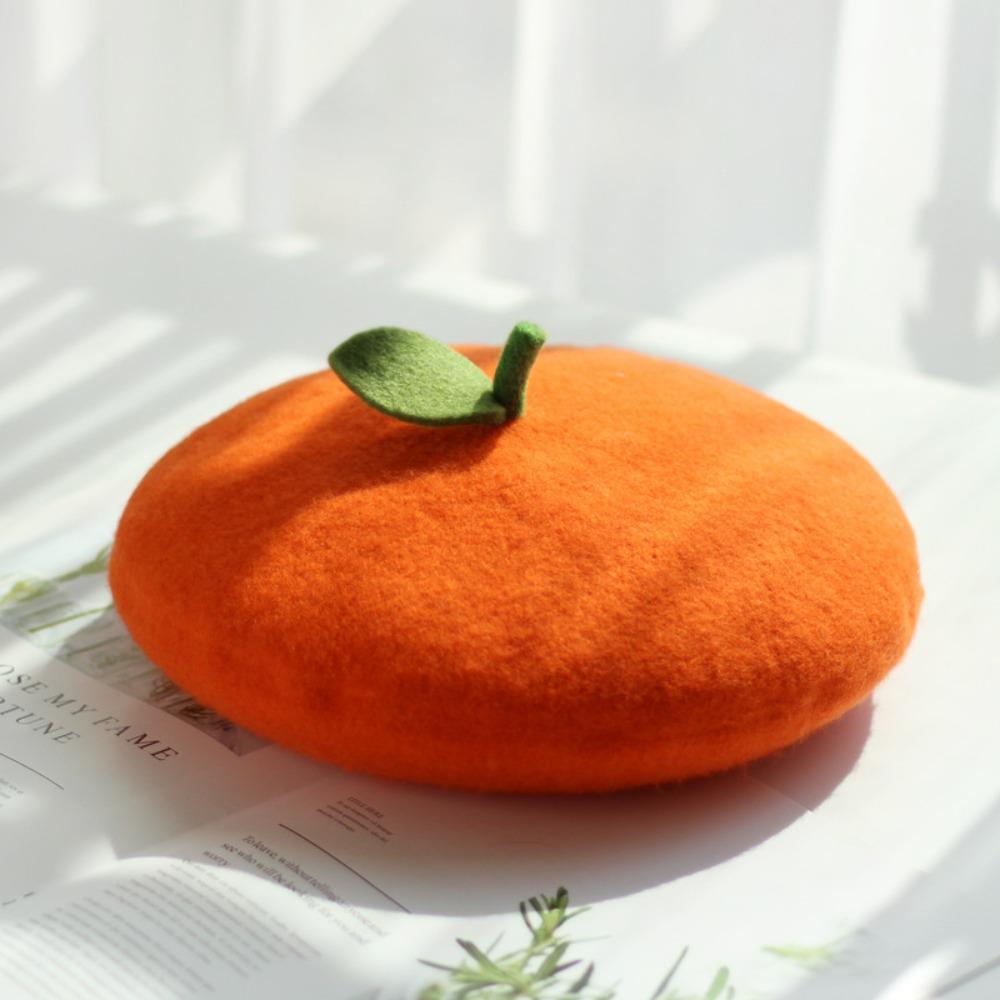 Red Apple Painter Hat Orange Shaped Knit Beret Japanese style Fruit Beret Autumn and Winter Warmth
