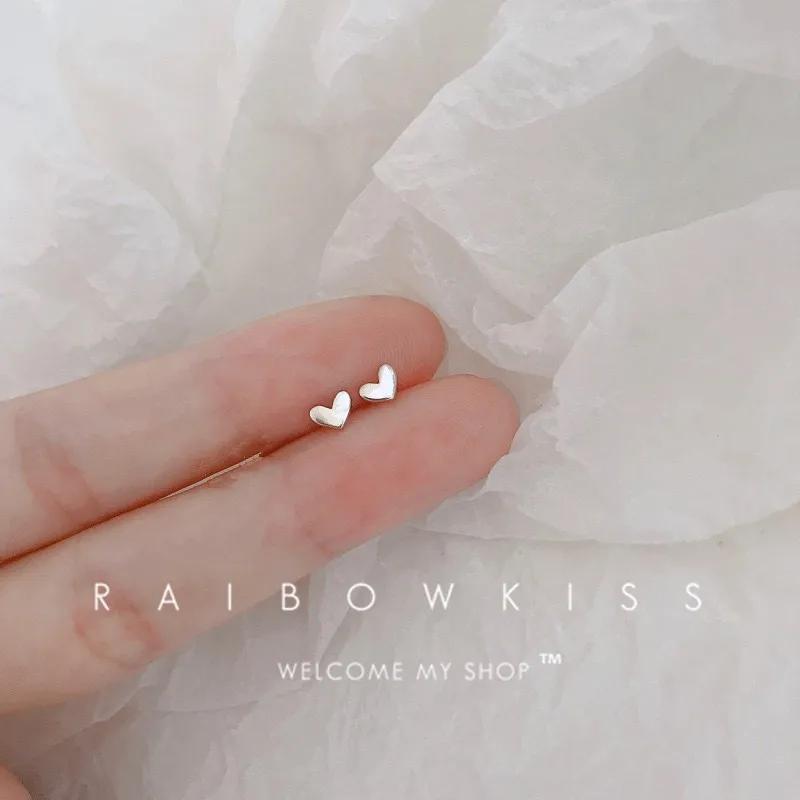 New Minimalism Earring 925 Silver Needle Allergic Protection Mini Small Heart Stud Earrings for Women Girls Jewellery