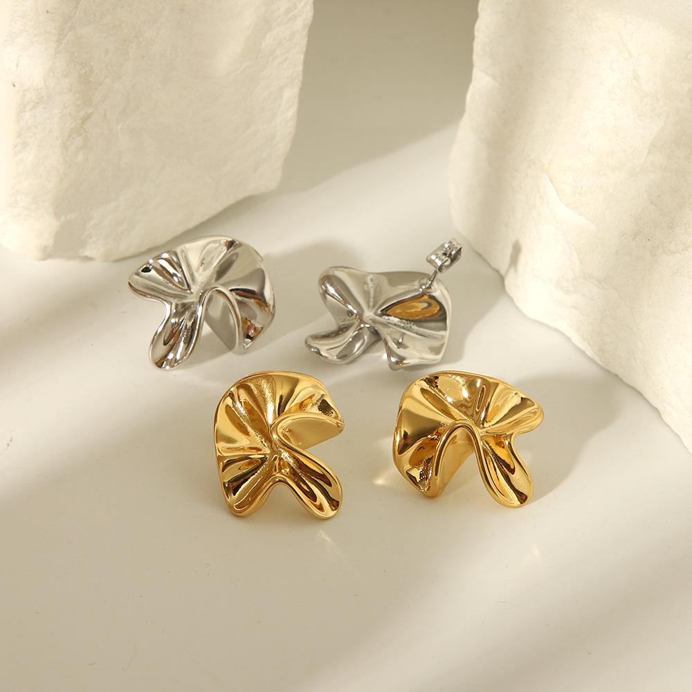 18K Gold Stainless Steel Irregular Pleated Flower Twist Stud Earrings - French Retro Style for Daily Wear