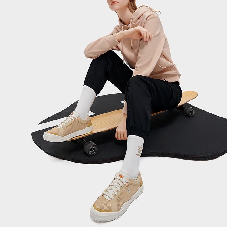 Fila Fusion Low Top Sneakers Women sneakers Golden-Wheat T12W312301FAA