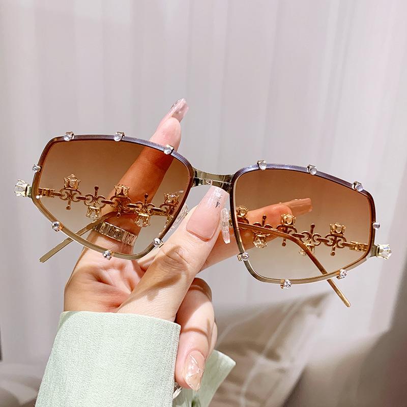 Sunglasses Design Sense Diamond-Encrusted Temple Street Shot Large Frame Sunglasses