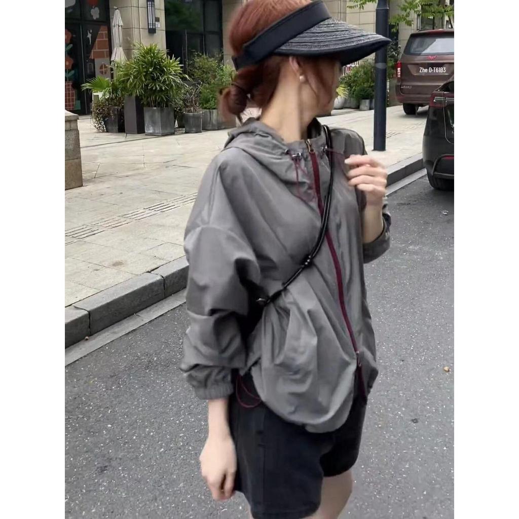 Summer 2025 Women's European Colorblock Zipper Hooded Sunscreen Jacket - Casual, Thin, Short Coat