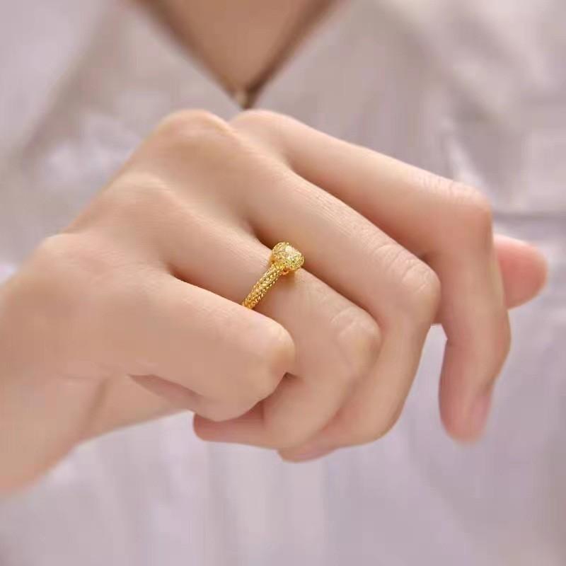 Minimalist And Stylish Open Design Square Sugar Yellow Crystal Ring For Women Gold Jewelry