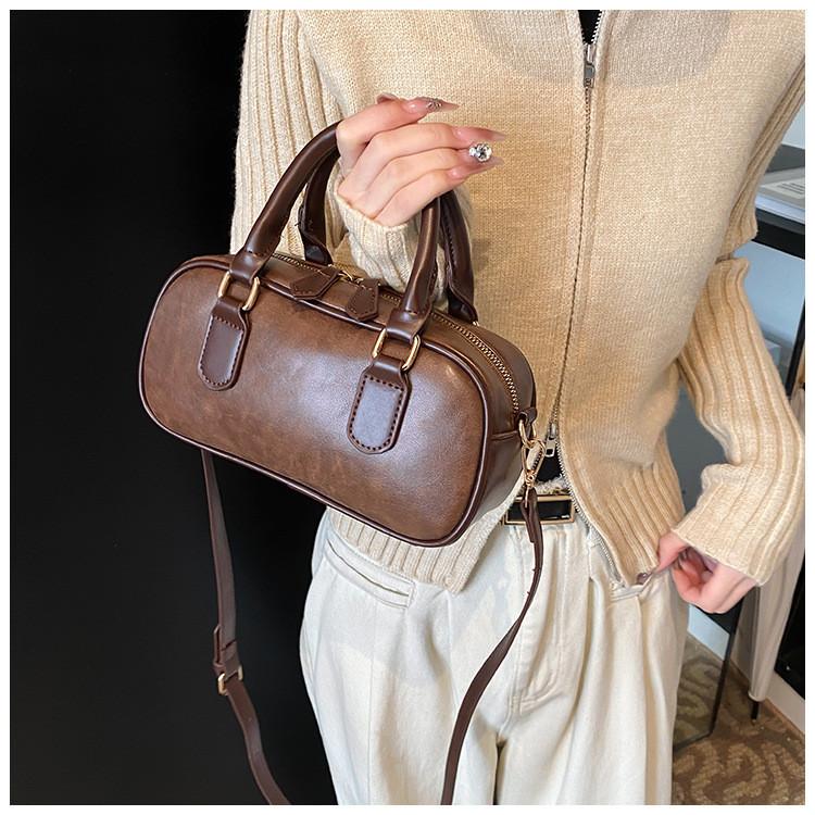 IELGY Ladies Messenger Bag Simple Shoulder Fashion Portable Small Square Bag