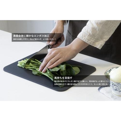 MUAMUA Cutting Board, Black Rubber, Heat-Resistant Elastomer, Dishwasher Safe, Non-Slip, Antibacterial, Soft, Stylish, Double-Sided, 33 X 24 X 0.5 Cm,