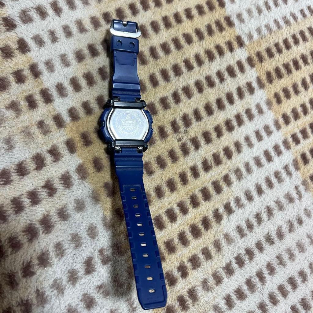 Used CASIO G-SHOCK digital watch body navy