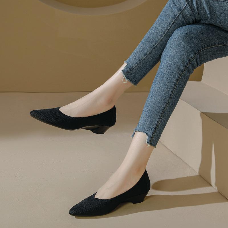 

Flying knitting new knitted knitted pointed wedge heel single shoes versatile breathable women s shoes 40
