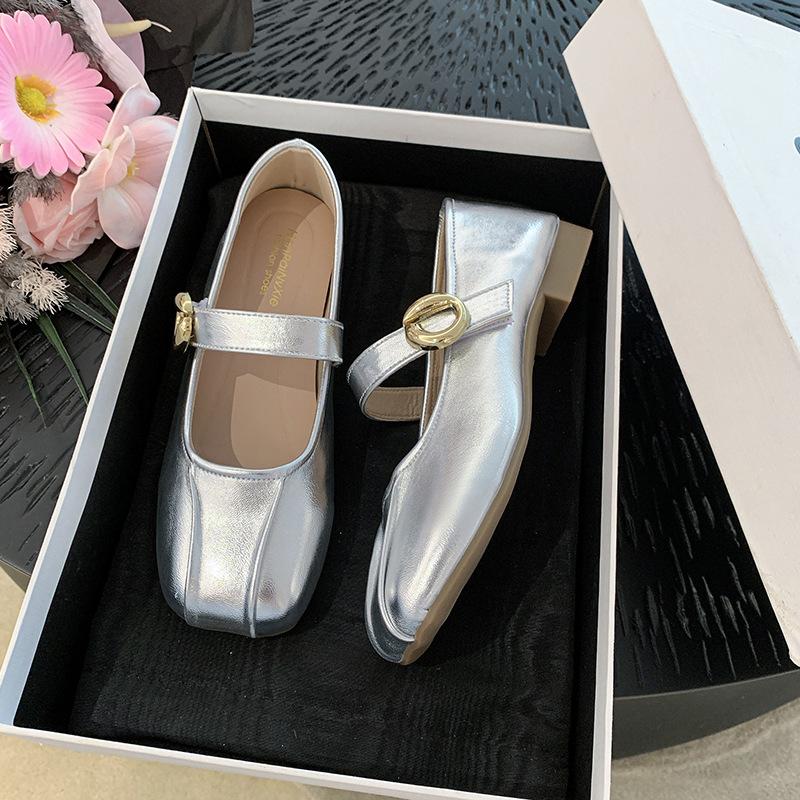 2025 New One-word French Retro Versatile Soft Sole Square Head Commuter Shoes Mary Jane Shoes Light Mouth Small Leather Shoes