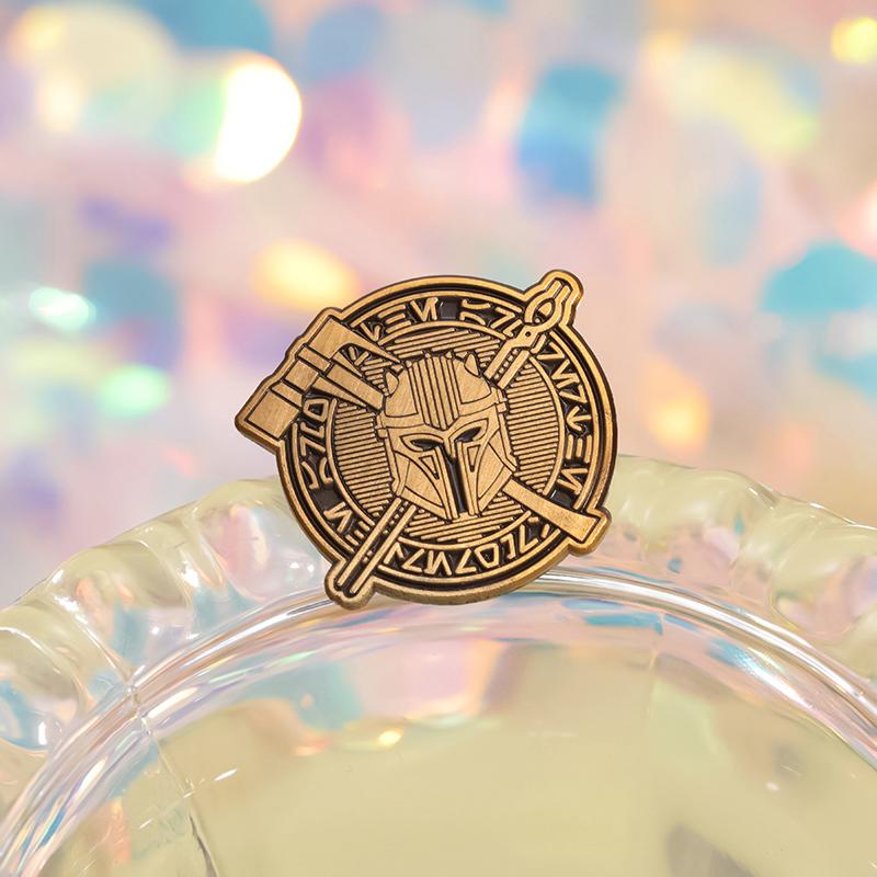 Golden Color Helmet Enamel Pins Custom Round Creative Bronze Brooches Lapel Badges Punk Jewelry Gift for Fans Friends