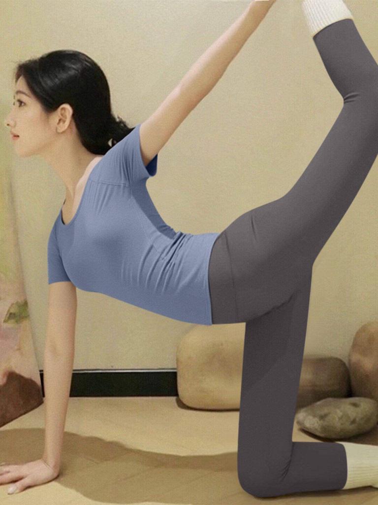 Women's Yoga Set: 2026 Slimming Short Sleeve Pilates Top