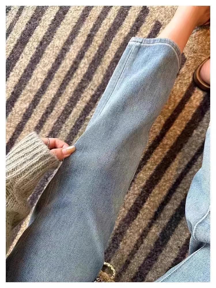 Women's Plus Size Slimming Straight Leg Cigarette Jeans - Petite Fit, Nine-Point Length