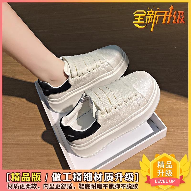 Platform White Shoes Women's 2025 Spring New Versatile Country Trend Heightening Muffin Sports and Leisure Board Shoes Ins Shoes