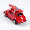 1:36 Červený Volkswagen Brouk Kovový Model s Surfovým Prknem, Slitina Model na Zatáhnutí s Otevíracími Dveřmi, Retro Letní Plážová Hračka pro Děti